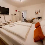 'goldpath' - Spitalhof I Modern I Wlan I Kueche I Balkon I Smarttv Mit Wipu Passavia