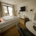 Appartamento 'goldpath' - Spitalhof I Modern I Wlan I Kueche I Balkon I Smarttv Mit Wipu Passavia