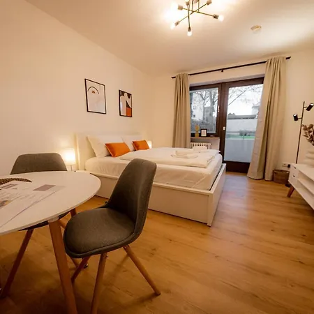 Апартаменти 'goldpath' - Spitalhof I Modern I Wlan I Kueche I Balkon I Smarttv Mit Wipu *
